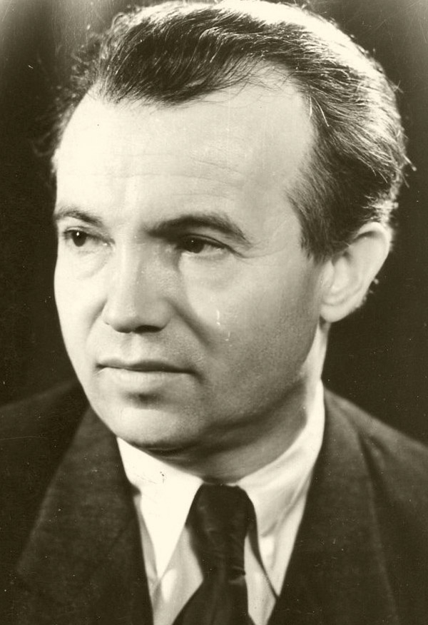 poetul Mihai Beniuc