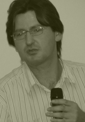 poetul Mircea Ţuglea